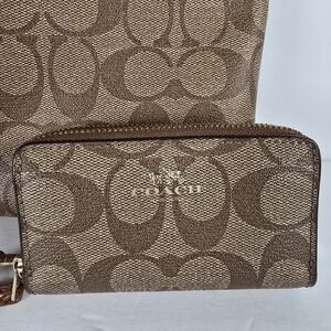 Coach Tan Signature Zip Wallet